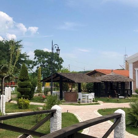Agroturizem Eldi Hotel Фиер Екстериор снимка