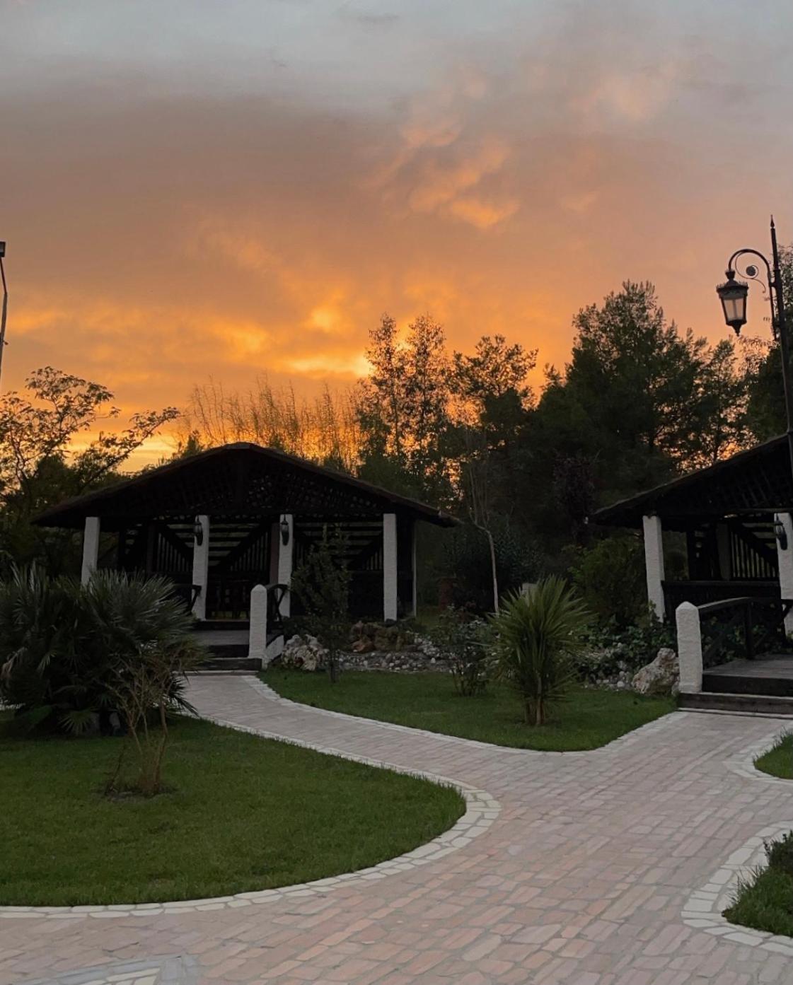 Agroturizem Eldi Hotel Фиер Екстериор снимка