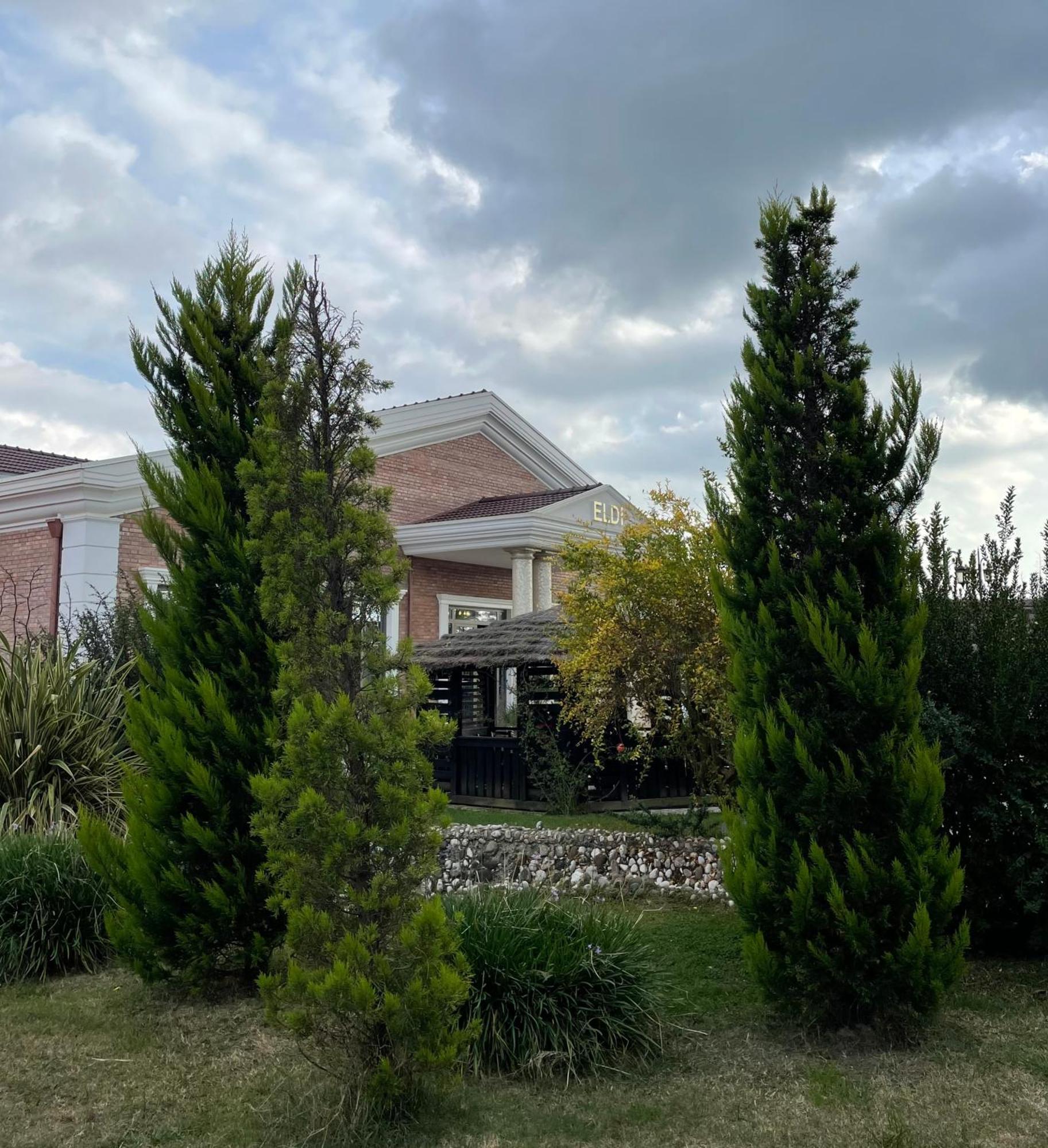 Agroturizem Eldi Hotel Фиер Екстериор снимка